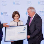 Maia Sandu, distinsă în Germania cu Premiul Franz Josef Strauss, va redirecționa bursa către o cauză nobilă. 2 maia sandu a primit in germania premiul franz josef strauss a decis sa doneze suma de bani care insoteste distinctia 6856fc840d299