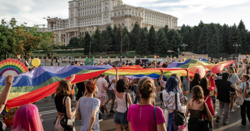 „Ambasadele transmit un mesaj puternic: Drepturile LGBTIQ+ sunt o obligație legală, nu o simplă ideologie” 1 mesajul ambasadelor de pride respectarea drepturilor persoanelor lgbtiq nu e o chestiune de o ideologie ci de obligatie legala 6841892f8cc00