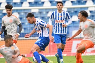 metaloglobus bucuresti poli iasi live text de la 2100 barajul decisiv pentru superliga se vede pe sport ro 683bf0c110dd3