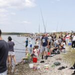 Starurile din Topraisar: Peste 170 de tineri pescarasi au luat parte la a IV-a ediție a competiției „Învățăm să pescuim” 3 micii pescari din topraisar vedetele zilei peste 170 de copii au participat la concursul intitulat invatam sa pescuim editia a iv a 684ee86ab3fc3