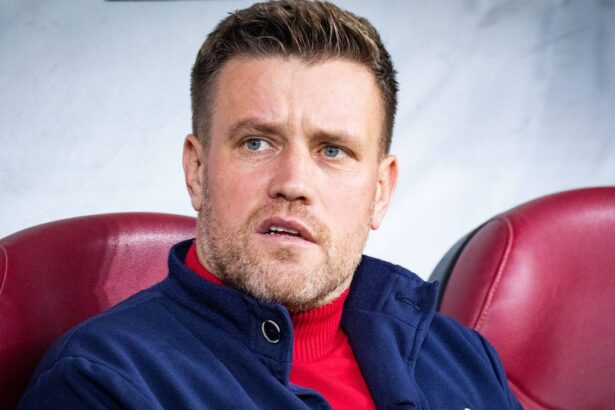 mihai pintilii dat pe spate de un jucator de la fcsb mama de unde a aparut 68407ffa24266