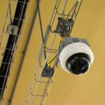 Milano: Mii de cetățeni surprinși în filmări surpriză și împărtășiți pe rețelele sociale 2 mii de locuitori din milano sunt protagonistii unor filmari facute de camere spion si distribuite apoi pe internet 685bd47683719