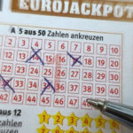 Mii de norvegieni au fost convinși că și-au atins visul de a fi milionari după o eroare de loterie! 2 mii de oameni au crezut ca au devenit milionari jucand la loterie scandal de amploare in norvegia din cauza unei erori 6861889001407
