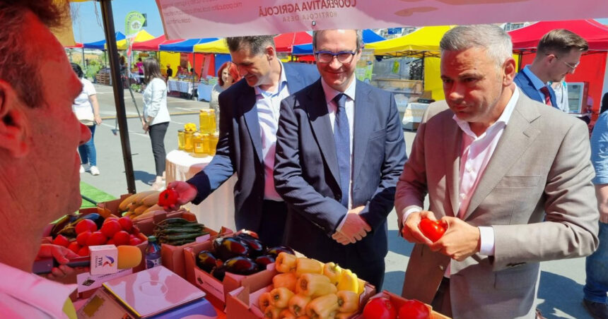 Ministrul Agriculturii: Viziunea noastră pentru un comerț cu produse 100% românești în magazinele din țară! 1 ministrul agriculturii ne dorim ca in magazinele de retail din romania sa avem numai produse romanesti 683f05cbc773d