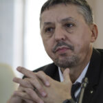 Ministrul Educației cheamă marți la dialog sindicatele, în urma avertismentelor privind protestele. Ce oferte sunt pregătite pentru dascăli? 3 ministrul educatiei invita marti la discutii sindicatele dupa ce au amenintat cu proteste ce li se promite profesorilor 684dde3f3e6c4