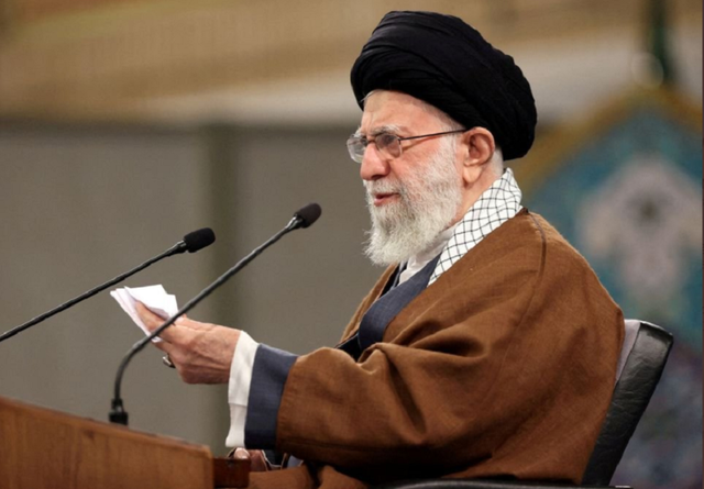 Ministrul apărării din Israel avertizează asupra unui destin similar cu cel al lui Saddam Hussein pentru liderul suprem al Iranului, ayatollahul Ali Khamenei. 1 ministrul israelian al apararii ameninta liderul suprem al iranului ayatollahul ali khamenei cu soarta lui saddam hussein 6851c9a106cac
