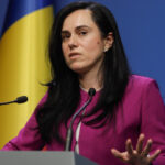 Ministrul Muncii, despre sporul de antenă: „Este esențial să țină cont de mediul de lucru” 3 ministrul muncii despre sporul de antena sa se raporteze la conditiile in care iti desfasori activitatea 6849ca914c71f