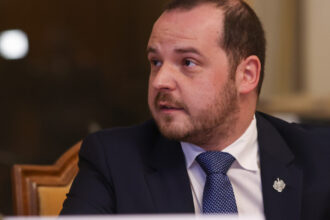 ministrul sanatatii alexandru rogobete sporurile ar trebui sa fie in suma fixa si nu procentual 685e9c385eadb
