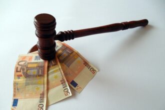 miscare pregatita contractul intre expertul contabil sau contabilul autorizat si client va avea titlu executoriu 684bf39444477