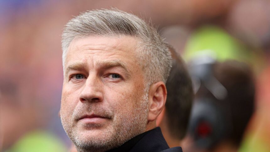 Breaking News: Edward Iordănescu își începe aventura la Legia Varșovia: „V-am spus asta încă din prima zi!” 1 news alert edward iordanescu prezentat oficial la legia varsovia va spun asta din prima zi 684fef7c23333