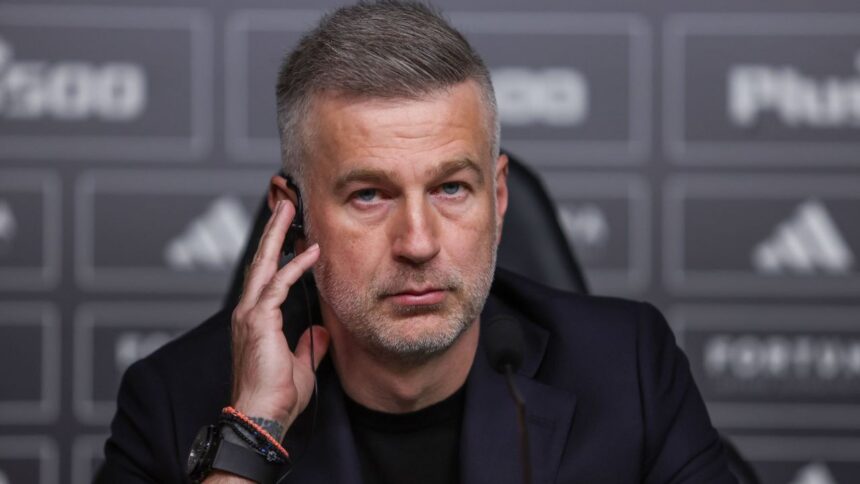 ÎN ATENȚIE! Edward Iordănescu își propune să aducă un atacant din Superligă la Legia! 1 news alert edward iordanescu vrea sa transfere la legia un atacant din superliga 685538ffcc264