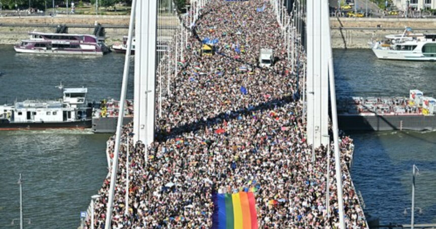Nicu Ștefănuță, despre prezența impresionantă la Pride-ul din Budapesta: „O lovitură pentru Viktor Orban și o învățătură pentru noi” 1 nicu stefanuta dupa participarea record la pride in budapesta o catastrofa pentru viktor orban si o lectie pentru cei de la noi 68617a7a33be3