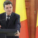 Nicușor Dan invită joi toate formațiunile parlamentare la discuții la Cotroceni, pentru alegerea noului premier. 3 nicusor dan cheama joi toate partidele parlamentare la consultari la cotroceni pentru desemnarea premierului 6851855a4e8f0