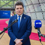 Nicușor Dan dezvăluie despre măsurile de austeritate: „Timpul ne apasă, vor fi implementate soluții mai drastice”. Ce opinie are despre venitul său? 2 nicusor dan despre masurile de austeritate suntem presati de timp se vor lua niste masuri cumva grosiere ce spune de salariul sau 685e2ec2b8b44