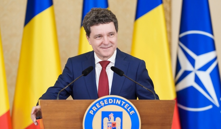 Nicușor Dan ia parte la întâlnirea B9 de la Vilnius, alături de Mark Rutte și Volodimir Zelenski. 1 nicusor dan participa la summitul b9 de la vilnius la summit participa si mark rutte si volodimir zelenski 683d3ea1b503c