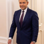 Noul lider polonez își propune să consolideze legăturile cu Viktor Orban și să revitalizeze alianța de la Vișegrad 2 noul presedinte al poloniei spera sa aiba relatii bune cu viktor orban si sa refaca grupul de la visegrad 68471cb79ecfa