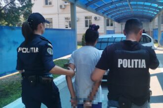 o femeie cautata de autoritatile italiene pentru talharie si trecere frauduloasa a frontierei depistata la mangalia 684c02fa0fdd9