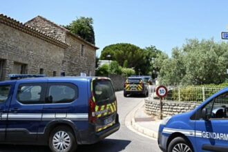 o mireasa in varsta de 27 de ani a fost impuscata mortal in noaptea nuntii de barbati mascati in franta 6858f3a220088