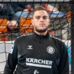 OFICIAL Astăzi, Dinamo își întâmpină noul gardian! Goalkeeper-ul echipei naționale a Franței a semnat pentru următoarele două sezoane. 3 oficial de azi dinamo are portar nou goalkeeper ul nationalei frantei a semnat pe doua sezoane 6847fc2d8a523
