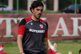 oficial o reziliere de contract si trei nou veniti prezentati astazi la dinamo 6847ffd757a29