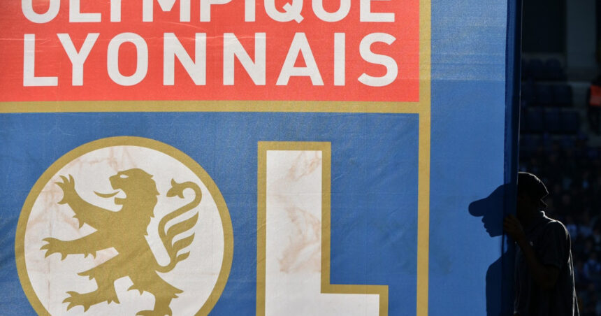 Șoc în fotbalul francez: Olympique Lyon, regina Ligue 1 timp de 7 sezoane, coboară în Ligue 2! 1 olympique lyon campioana ligue 1 de 7 ori consecutiv in franta a fost retrogradata in ligue 2 685d27bde17eb