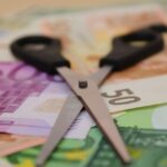 Asociațiile Bancare și Confederația Concordia se opun categoric unei noi taxe pe tranzacțiile financiare, dezvăluită pentru prima dată de Profit.ro. Impactul negativ pe care îl poate genera 3 patronatele bancare si confederatia concordia resping ferm introducerea unei noi taxe pe tranzactiile bancare anuntata in premiera de profit ro ce efecte nocive poate avea 6847f495d7b2e
