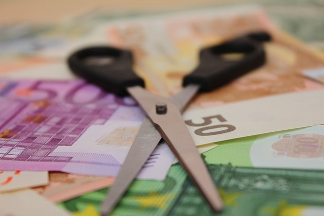 Asociațiile Bancare și Confederația Concordia se opun categoric unei noi taxe pe tranzacțiile financiare, dezvăluită pentru prima dată de Profit.ro. Impactul negativ pe care îl poate genera 1 patronatele bancare si confederatia concordia resping ferm introducerea unei noi taxe pe tranzactiile bancare anuntata in premiera de profit ro ce efecte nocive poate avea 6847f495d7b2e