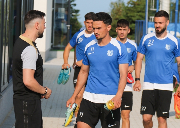 Patru fotbaliști de la Farul lipsesc de la pregătirea din Bulgaria 1 patru jucatori de la farul rateaza cantonamentul din bulgaria 686058883a95d