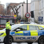 Cinci activiști pro-palestinieni reținuți pentru stropirea avioanelor militare britanice cu vopsea roșie 3 patru militanti pro palestinieni au fost arestati dupa ce au pulverizat vopsea rosie pe avioane militare britanice 685e9f62ab34b