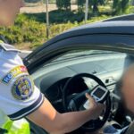 Polițiștii din Constanța confiscă peste 80 de permise de conducere în cadrul operațiunii „Alcool și Droguri” 3 peste 80 de permise de conducere retinute de politistii constanteni in cadrul actiunii alcohol drugs 68556316e36b1