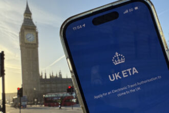 peste 9 000 de angajati ai companiilor aeriene europene instruiti sa refuze imbarcarea pasagerilor fara viza spre marea britanie 685661d3999db