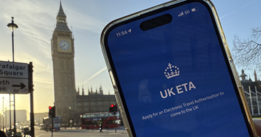 Peste 9.000 de lucrători din companiile aeriene europene, pregătiți să respingă pasagerii fără viză în direcția Marii Britanii 1 peste 9 000 de angajati ai companiilor aeriene europene instruiti sa refuze imbarcarea pasagerilor fara viza spre marea britanie 685661d3999db