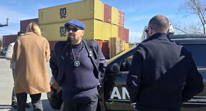 Piedone clarifică: Autorizațiile de funcționare pe litoral nu sunt emise de ANPC la debutul sezonului! 1 piedone precizari la inceperea sezonului pe litoral anpc nu emite autorizatii de functionare 684b0d2c573b1