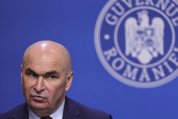 politico scrie despre guvernul bolojan romania risca reactii publice negative in urma masurilor de reducere a deficitului 68626990dc971