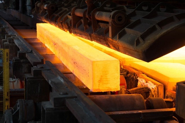 Trump dublează taxele pe importurile de oțel și aluminiu în SUA, ajungând la 50% 1 presedintele trump creste la 50 taxele vamale pe otelul si aluminiul importate in sua 68400bc4dc424