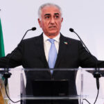 „Moștenitorul tronului iranian solicită răsturnarea ayatolahilor și se angajează să conducă schimbarea. „Este vremea noastră!” 2 printul mostenitor al iranului cere inlaturarea regimului ayatolahilor si se ofera sa conduca tranzitia acesta este momentul nostru 685991a100a83