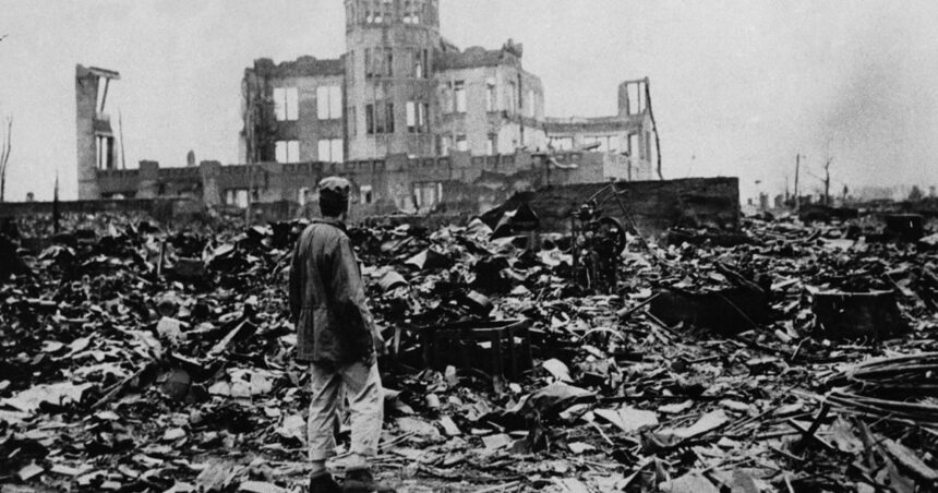 „Vocea Supraviețuitorilor: Critica Aprinsă a Victimelor Bombelor Atomice la Adresa Comparației lui Trump cu Iranul” 1 protestam cu mare furie supravietuitorii bombelor atomice de la hiroshima si nagasaki il critica pe trump pentru comparatia cu iranul 685d11f9611a4