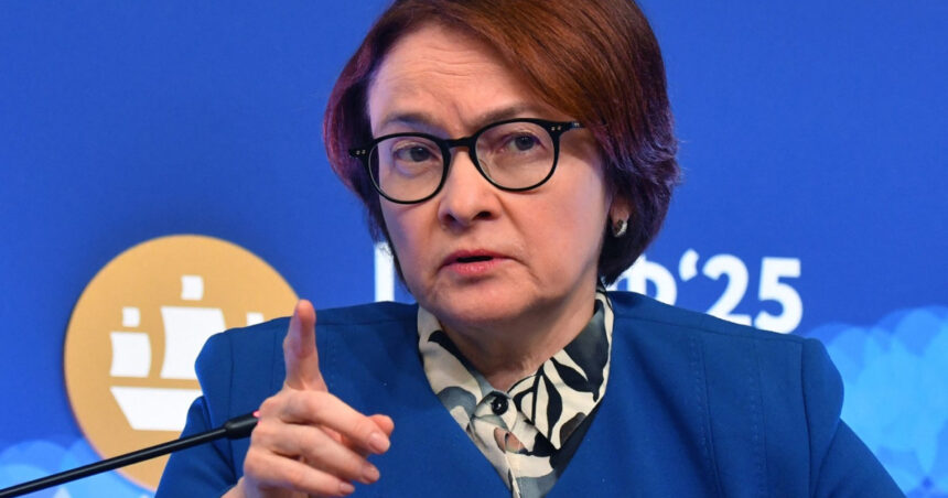 Putin solicită prevenirea crizei economice, în timp ce Rusia se află la limita colapsului: mesajul alarmant al guvernatoarei Băncii Centrale. 1 putin cere evitarea recesiunii dar economia rusiei e pe marginea prapastiei avertismentul dur al sefei bancii centrale 68557645e3223