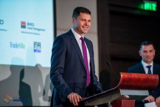radu hanga presedinte consiliul de administratie bursa de valori bucuresti vine la piata de capital forum 683fda4ddebdf