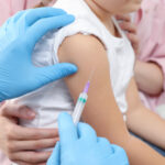 Declinul vaccinării copiilor la scară globală: un studiu alarmant avertizează asupra riscurilor pentru milioane de vieți 2 rata de vaccinare a copiilor in scadere la nivel mondial arata un studiu milioane de oameni sunt in pericol 68620e657a386