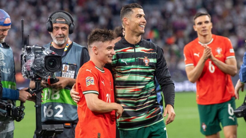 Francisco Conceicao își exprimă bucuria după un gol spectaculos în semifinala Germania - Portugalia, scor 1-2, la UEFA Nations League 1 reactia lui francisco conceicao dupa ce a marcat un gol de poveste in germania portugalia 1 2 semifinala de uefa nations league 68414152147cd