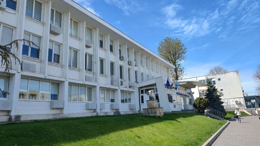 Decizia judecătorilor suspendă activitățile comerciale din Mangalia! Descoperă detaliile hotărârii! 1 regulamentul activitatilor comerciale din mangalia suspendat de judecatori vezi aici minuta hotararii 685d110099764