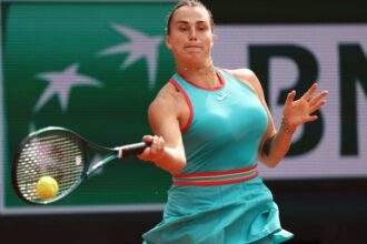 roland garros 2025 arina sabalenka victorie autoritara in fata sportivei care o idolatrizeaza pe maria sharapova 683d6c69c2a92