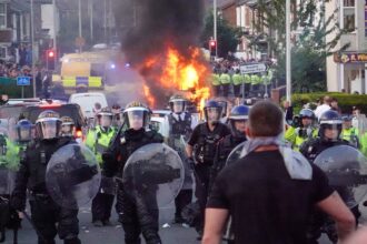 romanii din irlanda de nord in pericol ambasada cere masuri ferme dupa atacuri violente 684af3e1430a8