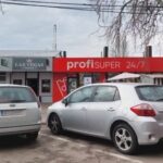 Întâmplare șocantă în zona Abator: O persoană s-a dat drept victimă, a fost atacată și jefuită de bani și chei! 2 s a prefacut ca aluneca apoi l a lovit si i a furat banii si cheile in zona abator 683f7102309bf