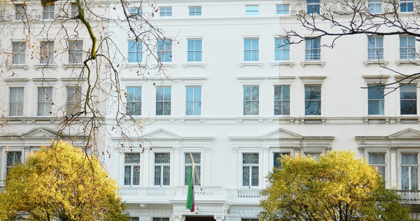 sapte iranieni acuzati de agresiuni grave la londra dupa un incident la ambasada iranului 6857dd898c62e