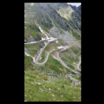 Transfăgărășanul își recâștigă traficul! Atenție la urșii din apropierea șoselei! 2 se redeschide circulatia rutiera pe transfagarasan dn 7c este semnalata prezenta ursilor aproape de drum 684184ab9f5c4