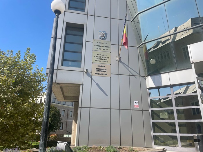 Schimbări de lideri la Curtea de Apel Constanța: Descoperă noile numiri în fruntea instituției pentru următorii trei ani! 1 sefi noi in curtea de apel constanta incepand de astazi iata cine a fost numit in functii de conducere pentru urmatorii 3 ani 68528f8df074b