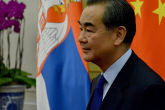 seful diplomatiei chineze viziteaza europa pentru a consolida relatiile in confruntarea cu sua cu cine urmeaza sa se intalneasca 68623c2c61951