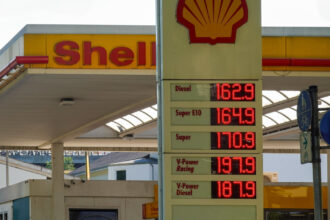 shell ar putea prelua rivalul bp intr o tranzactie de 80 de miliarde de dolari reactia investitorilor 685c4f7bd137f